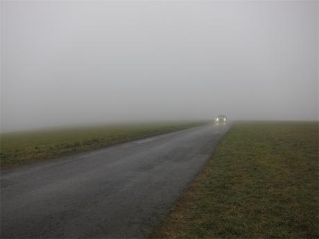 Phares dans la brume
